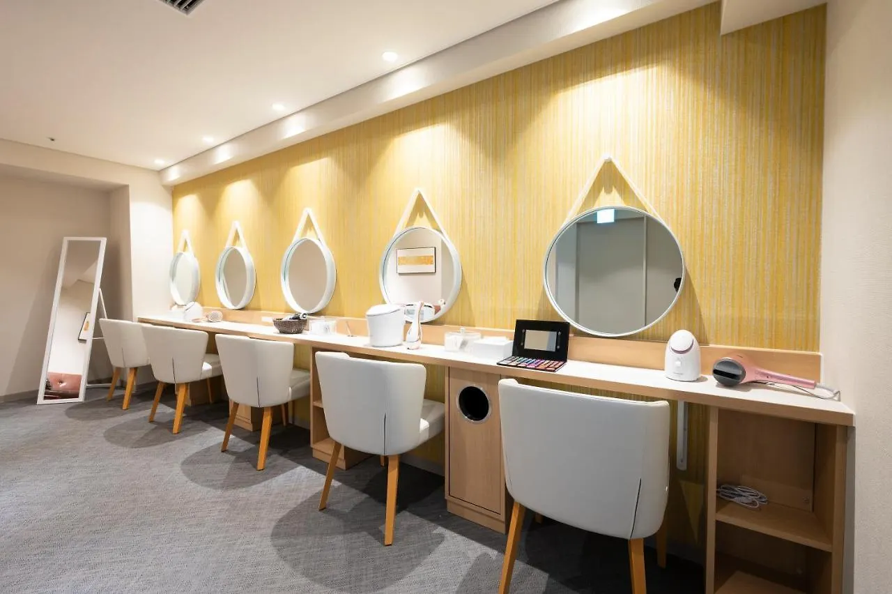 Capsule hotel First Cabin Kyoto Karasuma For Women