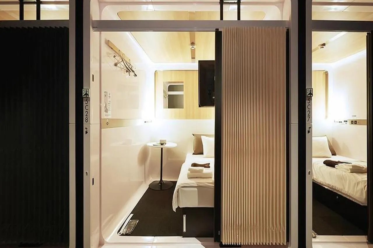 First Cabin Kyoto Karasuma For Women 0*,  Giappone