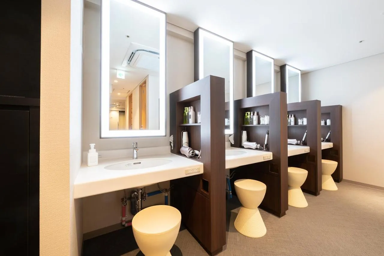 Hotel a capsule First Cabin Kyoto Karasuma For Women Giappone
